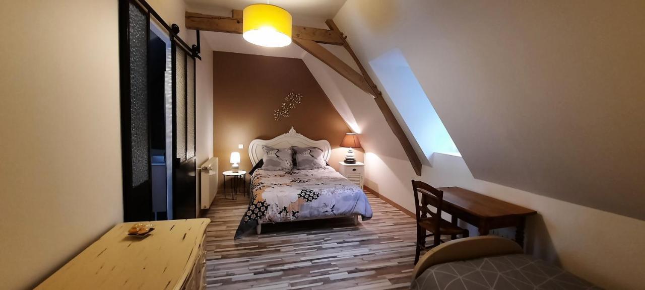 Bed and Breakfast La Ferme Aux Fleurs Ossun Exteriér fotografie